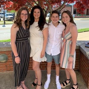 Meet your Posher, Robyn